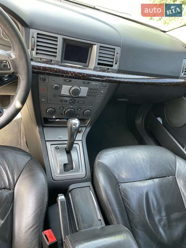 Седан Opel Vectra 2005 в Запоріжжі