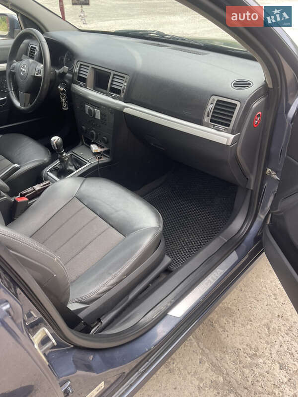 Седан Opel Vectra 2008 в Львове