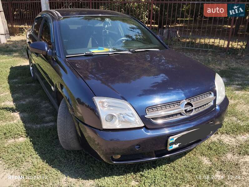 Седан Opel Vectra 2005 в Смілі
