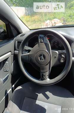 Седан Opel Vectra 2006 в Борщеве