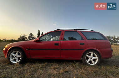 Универсал Opel Vectra 1998 в 