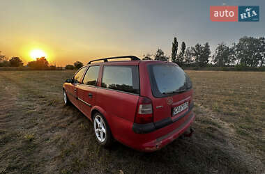 Универсал Opel Vectra 1998 в 