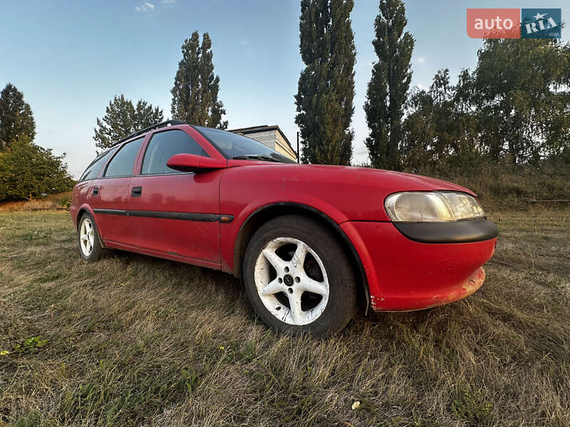 Универсал Opel Vectra 1998 в Тальном