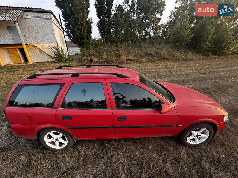 Универсал Opel Vectra 1998 в Тальном