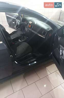 Универсал Opel Vectra 2006 в 