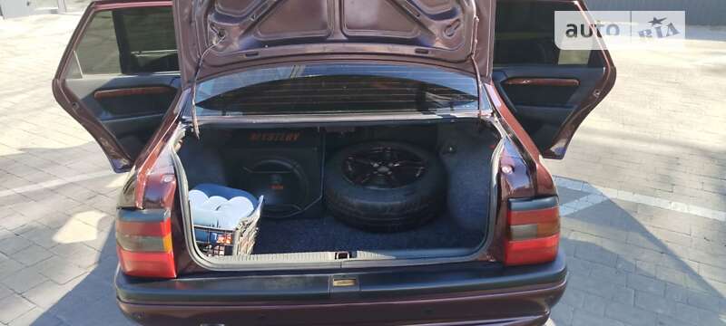 Седан Opel Vectra 1991 в Львове