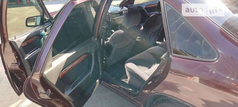 Седан Opel Vectra 1991 в Львове