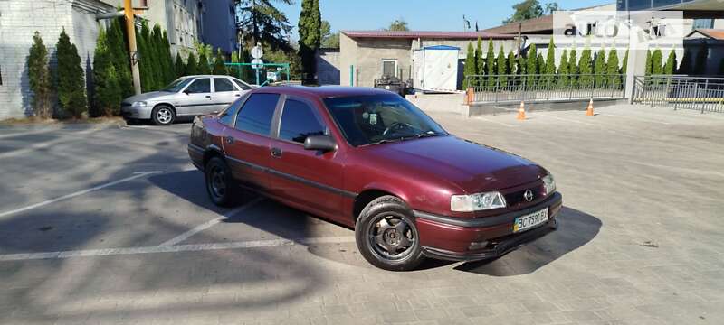 Седан Opel Vectra 1991 в Львове