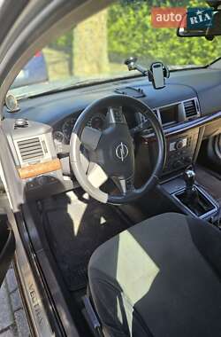 Универсал Opel Vectra 2005 в 