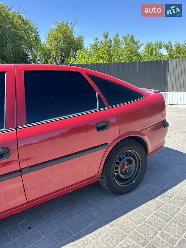 Ліфтбек Opel Vectra 1997 в Івано-Франківську