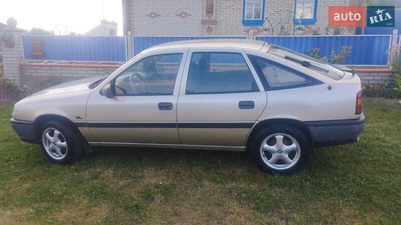 Лифтбек Opel Vectra 1989 в Виннице фото 22 Лифтбек Opel Vectra 1989 в Виннице
