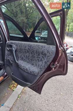 Седан Opel Vectra 1996 в 