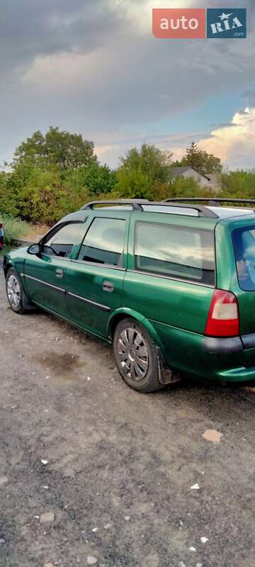 Универсал Opel Vectra 1997 в Апостолово
