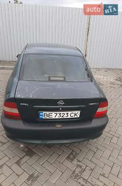 Седан Opel Vectra 1998 в 