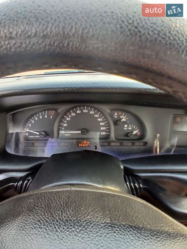 Ліфтбек Opel Vectra 1998 в Дніпрі