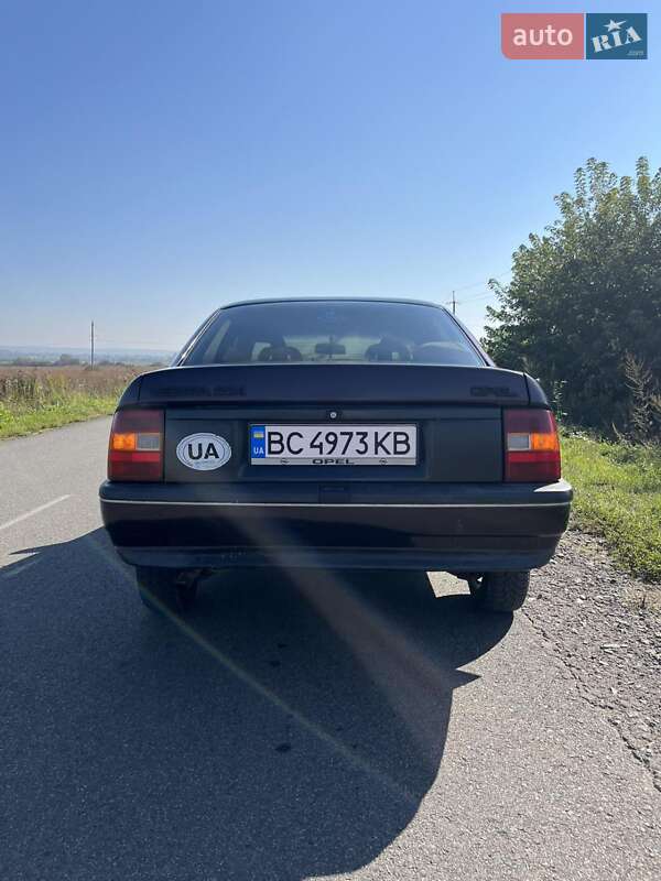 Седан Opel Vectra 1992 в Львове