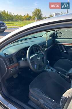 Седан Opel Vectra 2003 в 