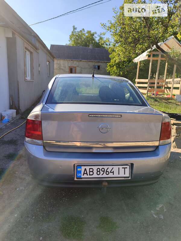 Седан Opel Vectra 2004 в Могилев-Подольске фото 12 Седан Opel Vectra 2004 в Могилев-Подольске
