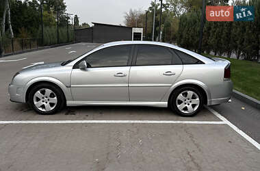 Лифтбек Opel Vectra 2004 в Киеве