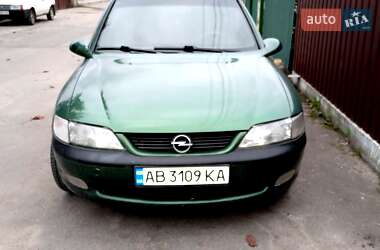 Седан Opel Vectra 1997 в Гнивани