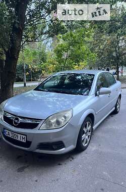 Седан Opel Vectra 2005 в Киеве