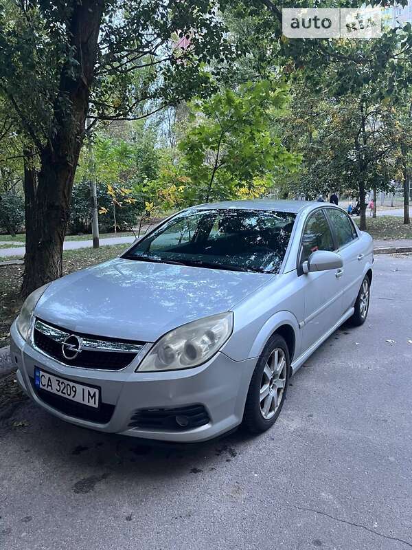 Седан Opel Vectra 2005 в Києві