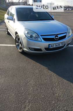 Седан Opel Vectra 2006 в Кривом Роге