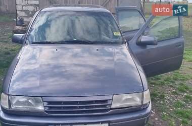 Седан Opel Vectra 1991 в Вознесенске