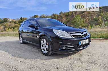 Универсал Opel Vectra 2006 в Первомайске