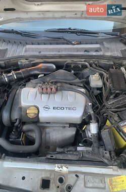 Универсал Opel Vectra 1999 в 