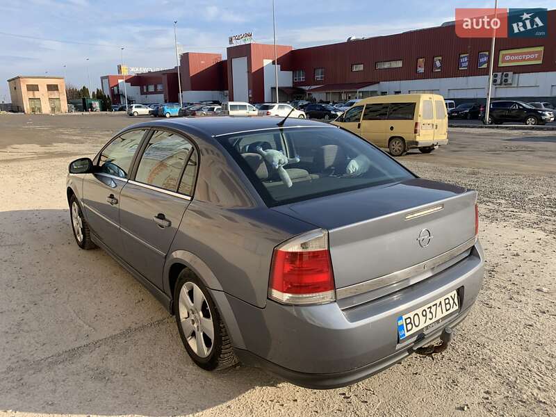 Седан Opel Vectra 2004 в Тернополе