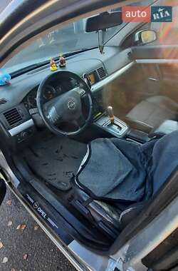 Лифтбек Opel Vectra 2003 в 