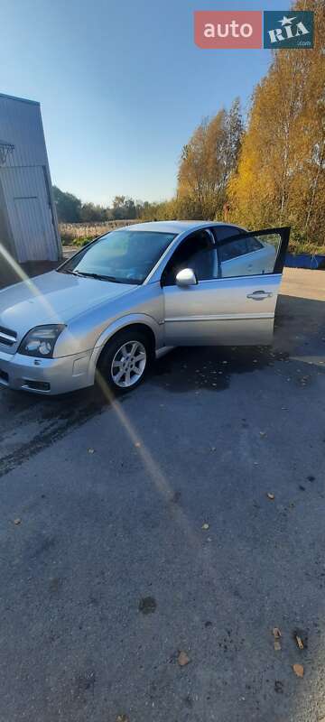 Ліфтбек Opel Vectra 2003 в Коростені
