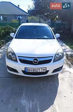 Седан Opel Vectra 2007 в Килии