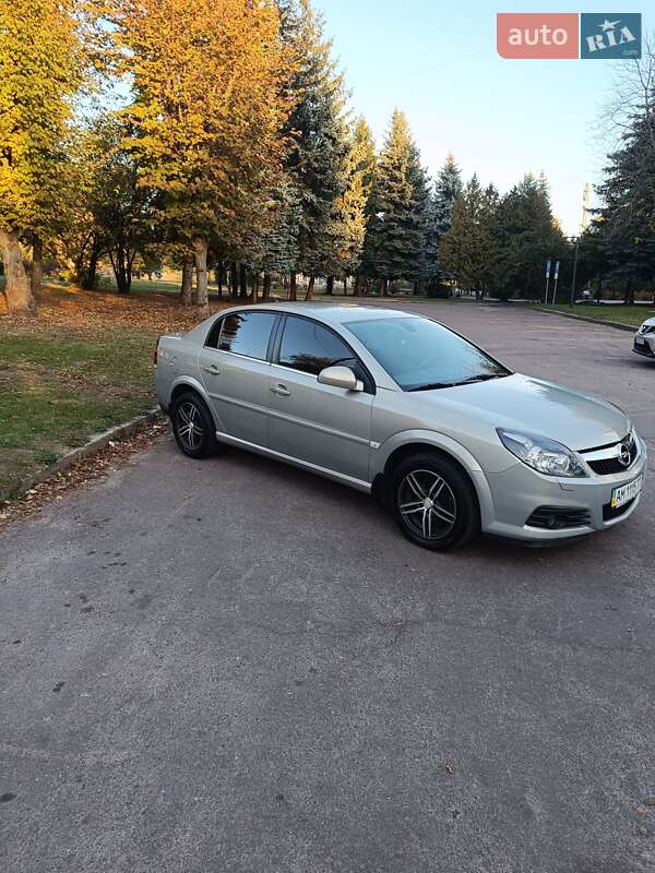 Седан Opel Vectra 2008 в Житомире