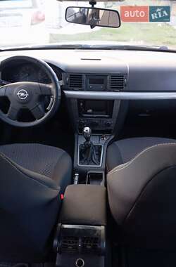 Седан Opel Vectra 2003 в 