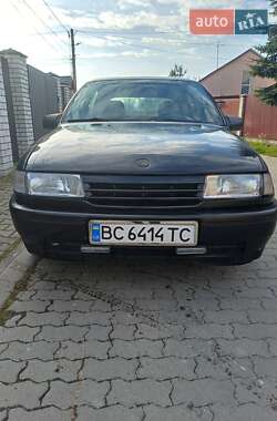 Ліфтбек Opel Vectra 1989 в Львові