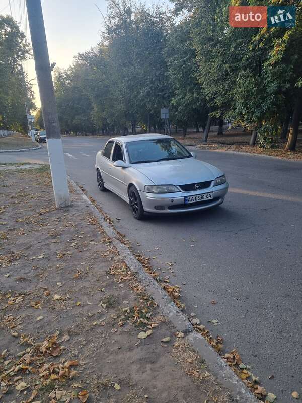 Седан Opel Vectra 2000 в 
