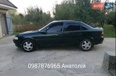 Седан Opel Vectra 1998 в Немирові