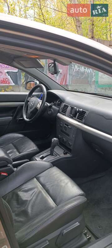 Лифтбек Opel Vectra 2004 в Киеве