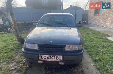 Седан Opel Vectra 1990 в Львові