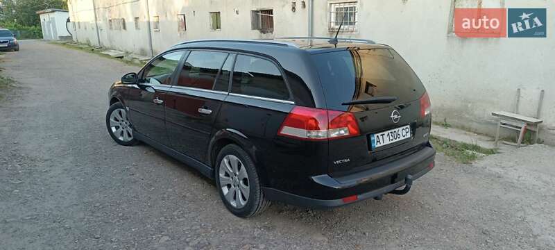 Універсал Opel Vectra 2008 в Івано-Франківську