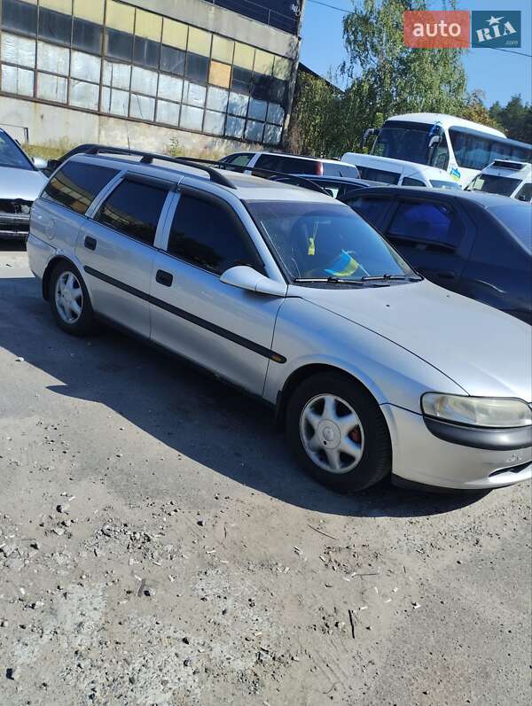 Универсал Opel Vectra 1997 в Киеве