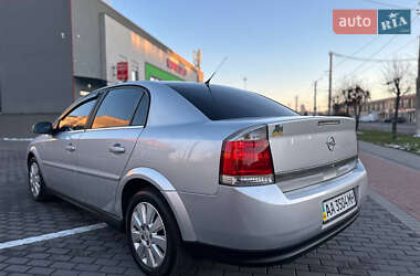 Седан Opel Vectra 2004 в Белой Церкви