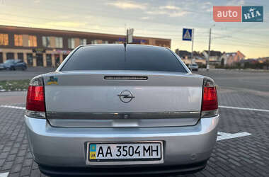 Седан Opel Vectra 2004 в Белой Церкви