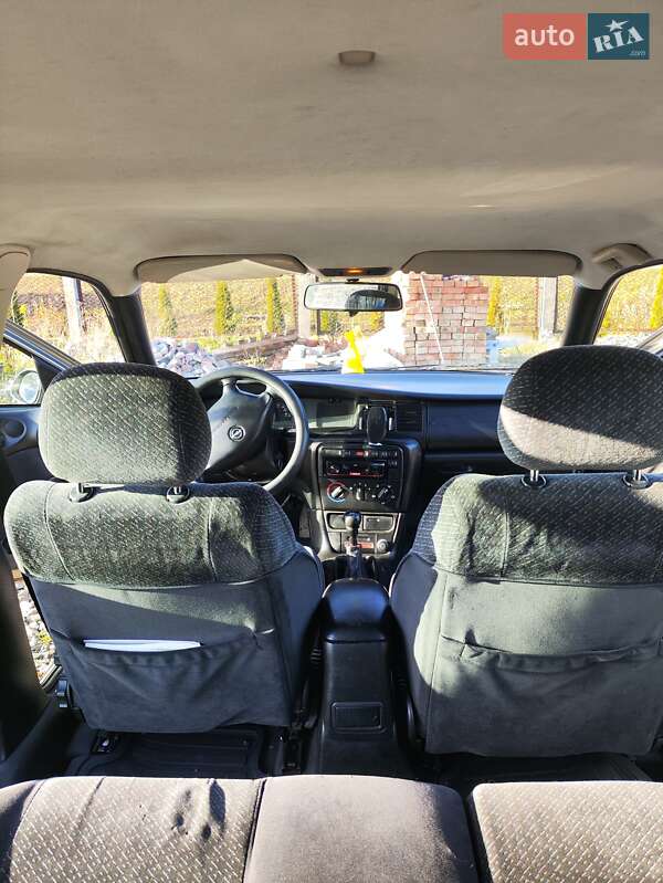 Універсал Opel Vectra 1997 в Луцьку