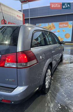 Универсал Opel Vectra 2005 в 