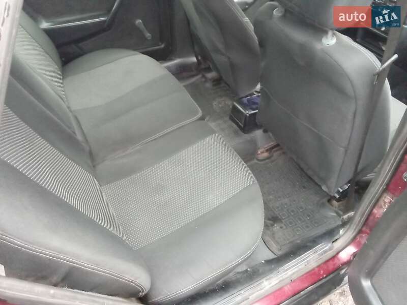 Лифтбек Opel Vectra 1990 в Сахновщине
