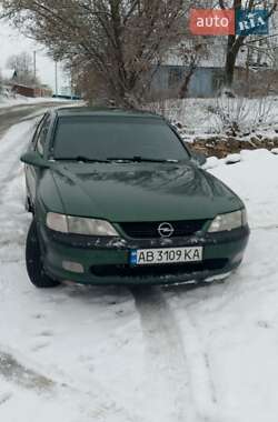 Седан Opel Vectra 1997 в Гнивани