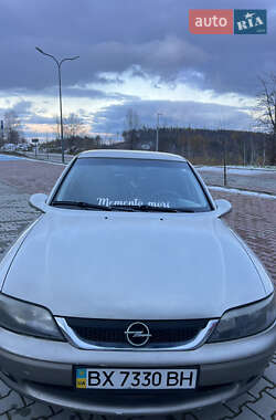 Лифтбек Opel Vectra 1999 в 